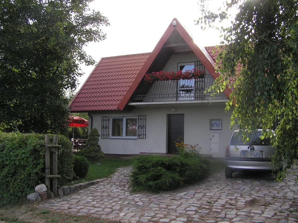 Domek Pod Klonami Na Mazurach Guty Rum bild